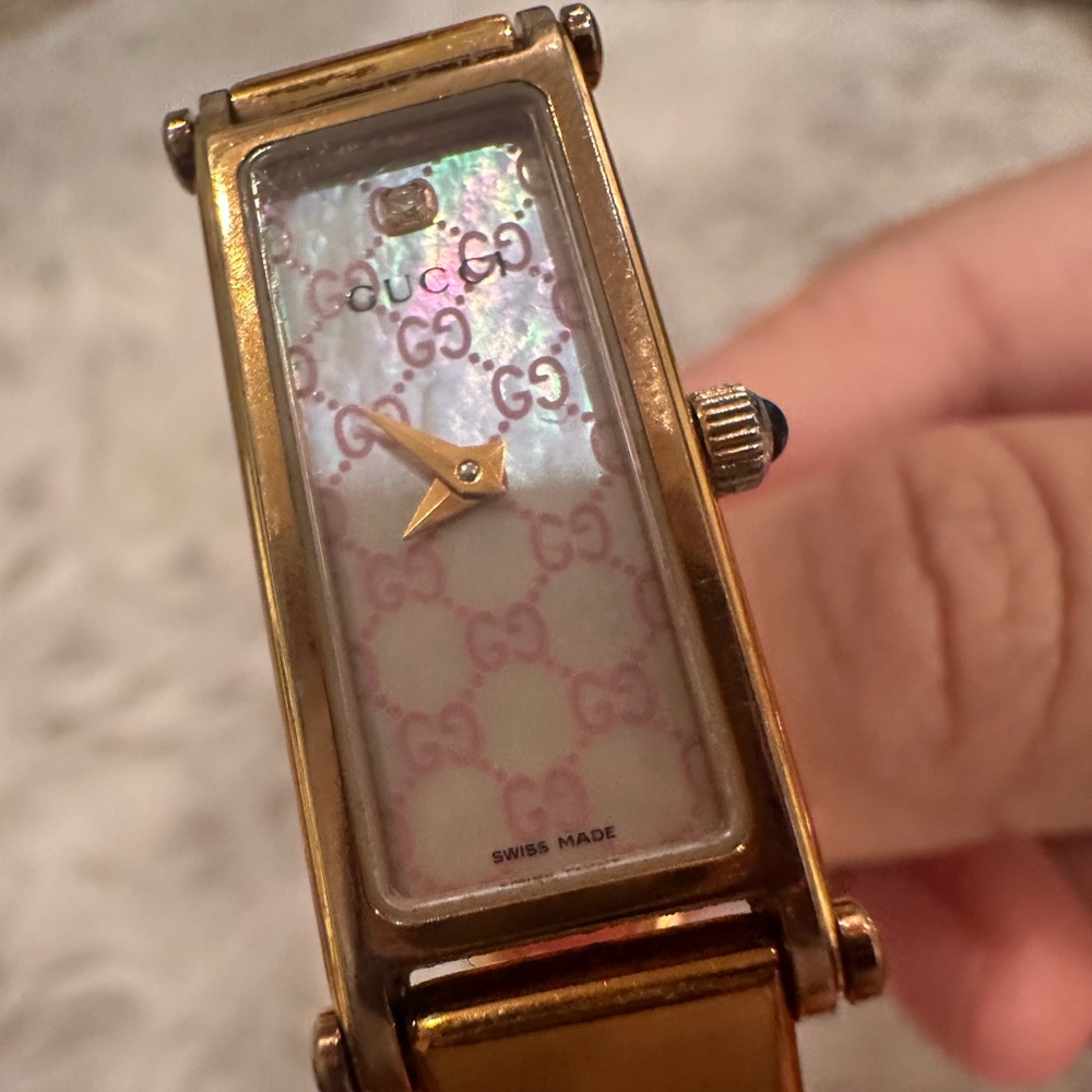 🎀 Pink Gucci Watch Rose Gold vintage designer watch GG watch bracelet watch - Picture 13 of 17